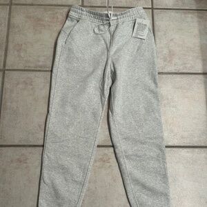 New Lululemon Loungeful HR Jogger in heathered gray